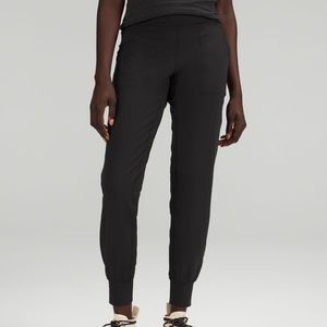 Align joggers